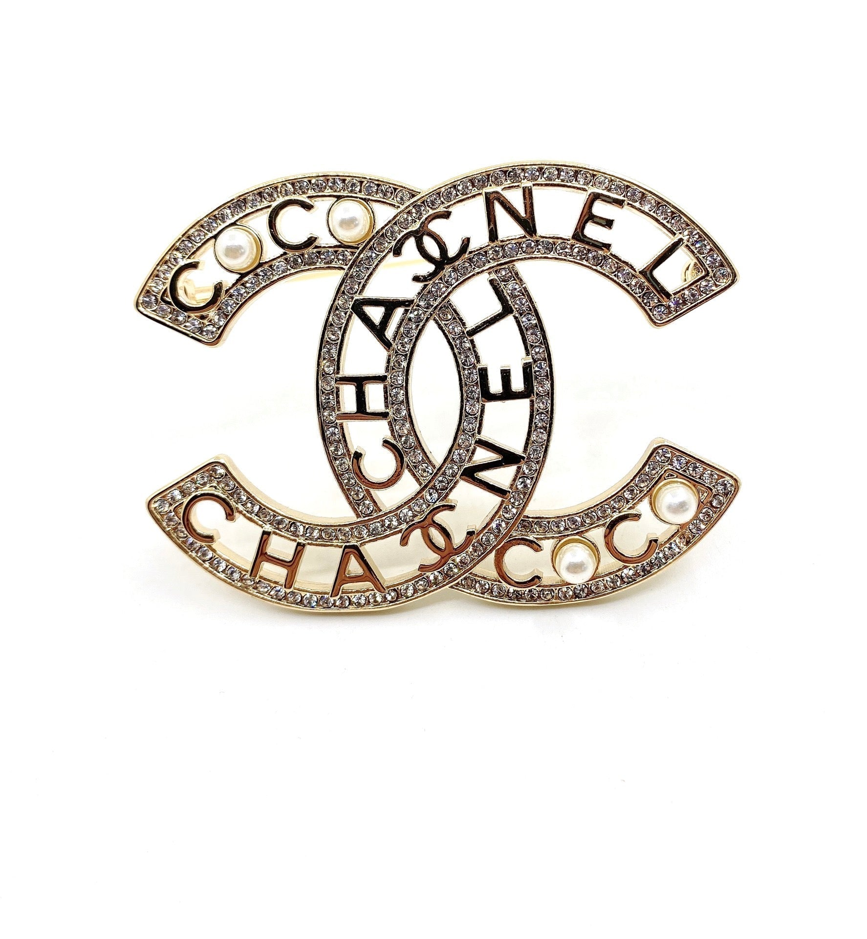 Chanel Script Diamonds 18K Gold Brooch