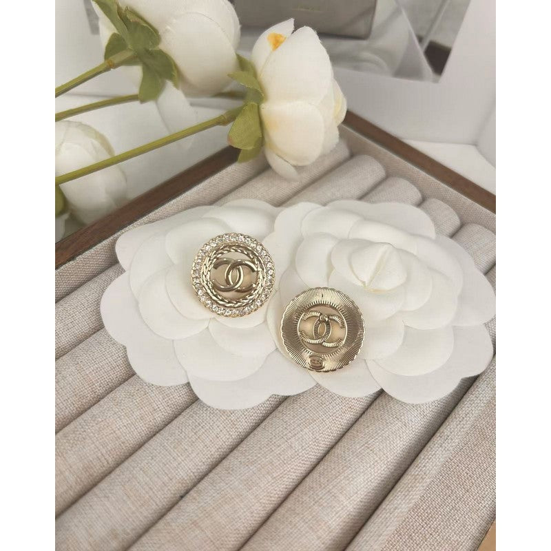 Chanel Classic Diamond 18K Gold Earrings